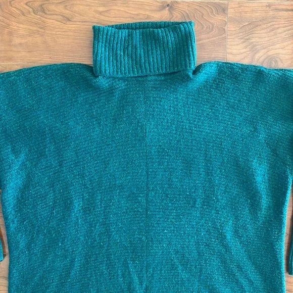 Vince Camuto Green Turtleneck Long Sleeve Knit Sweater - Picture 4 of 8